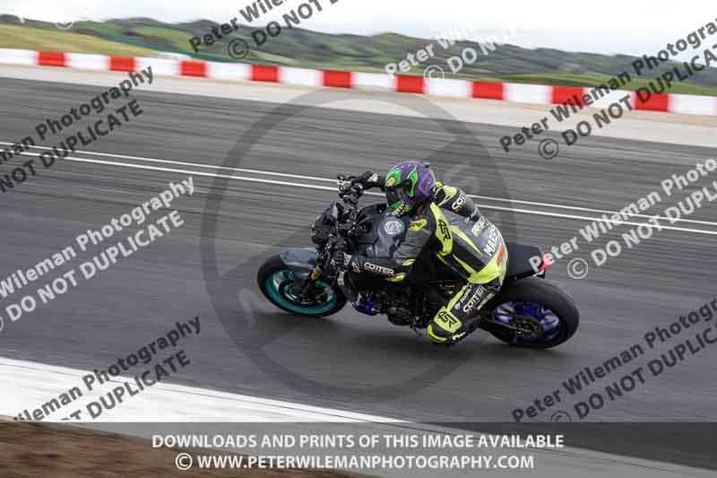 cadwell no limits trackday;cadwell park;cadwell park photographs;cadwell trackday photographs;enduro digital images;event digital images;eventdigitalimages;navarra;no limits trackdays;peter wileman photography;racing digital images;trackday digital images;trackday photos